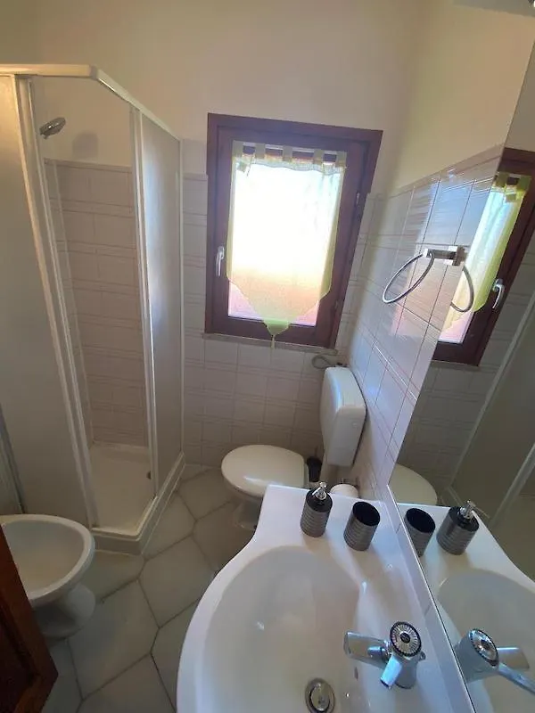 Casa Lucca Appartamento San Teodoro  Italia