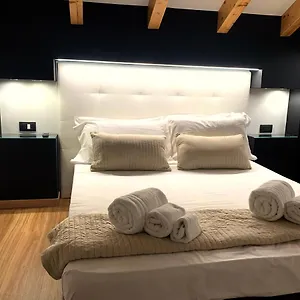 https://ottomood-appartamenti-catania.sicilyhotelsitaly.net